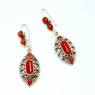 Bijoux ethniques indiens boucles d'oreilles en argent 925 femme pendantes filigranes feuilles et pierres fines Corail rouge npal - Npal 004