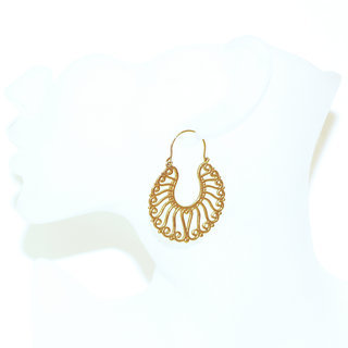 Bijoux Indiens Ethniques boucles d'oreilles pendants croles cercles rondes dores perles ajoure fleur filigranes boho gipsy bohme en bronze dor or grave - Inde 067 b